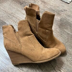 Stylish Tan Wedge Ankle Boots
